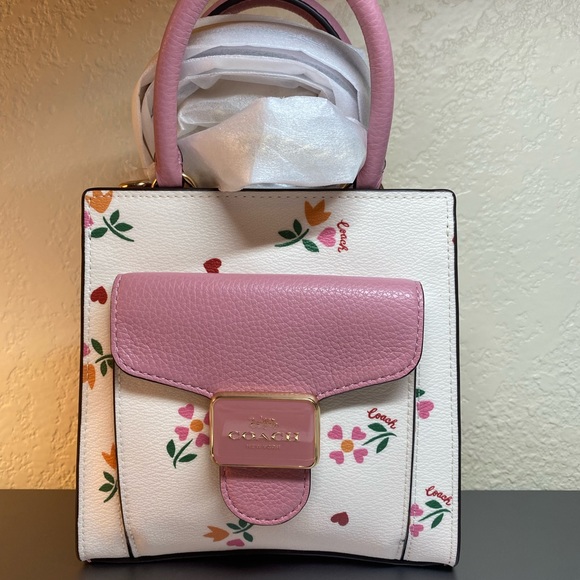Coach Mini Pepper Crossbody With Heart Petal Print NEW ARRIVAL BESTSELLER - Picture 5 of 13